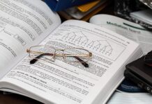 Kiedy należy ładować baterie w telefonie?