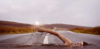 Co grozi za pływanie motorówką bez patentu?