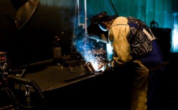 Jaka spawarka do 200a?