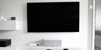 Wyprzedaże telewizorów na koniec roku